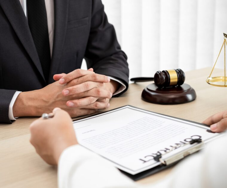 When to Hire a Workers' Compensation Lawyer